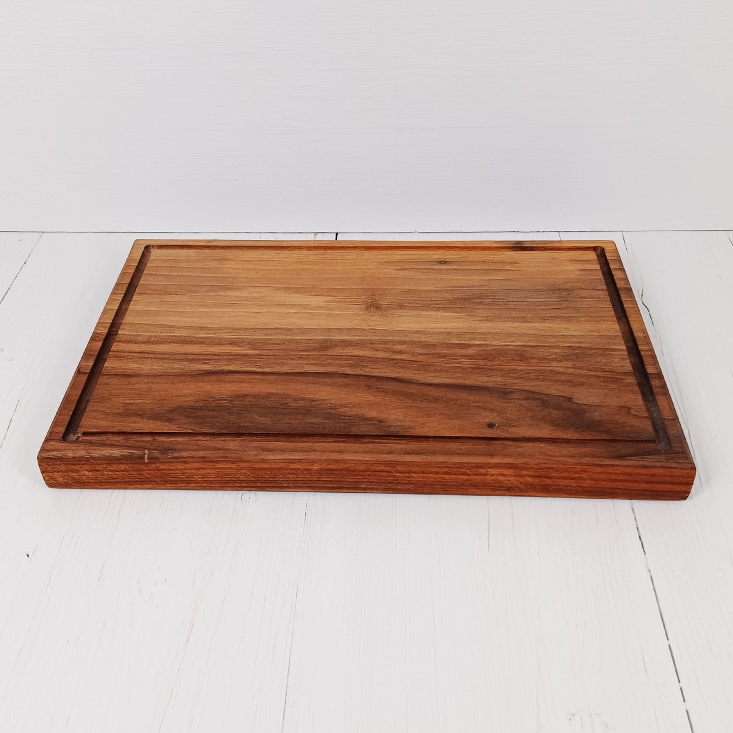 Tagliere Rettangolare Arrotondato con Scanalatura 35x22cm in Noce