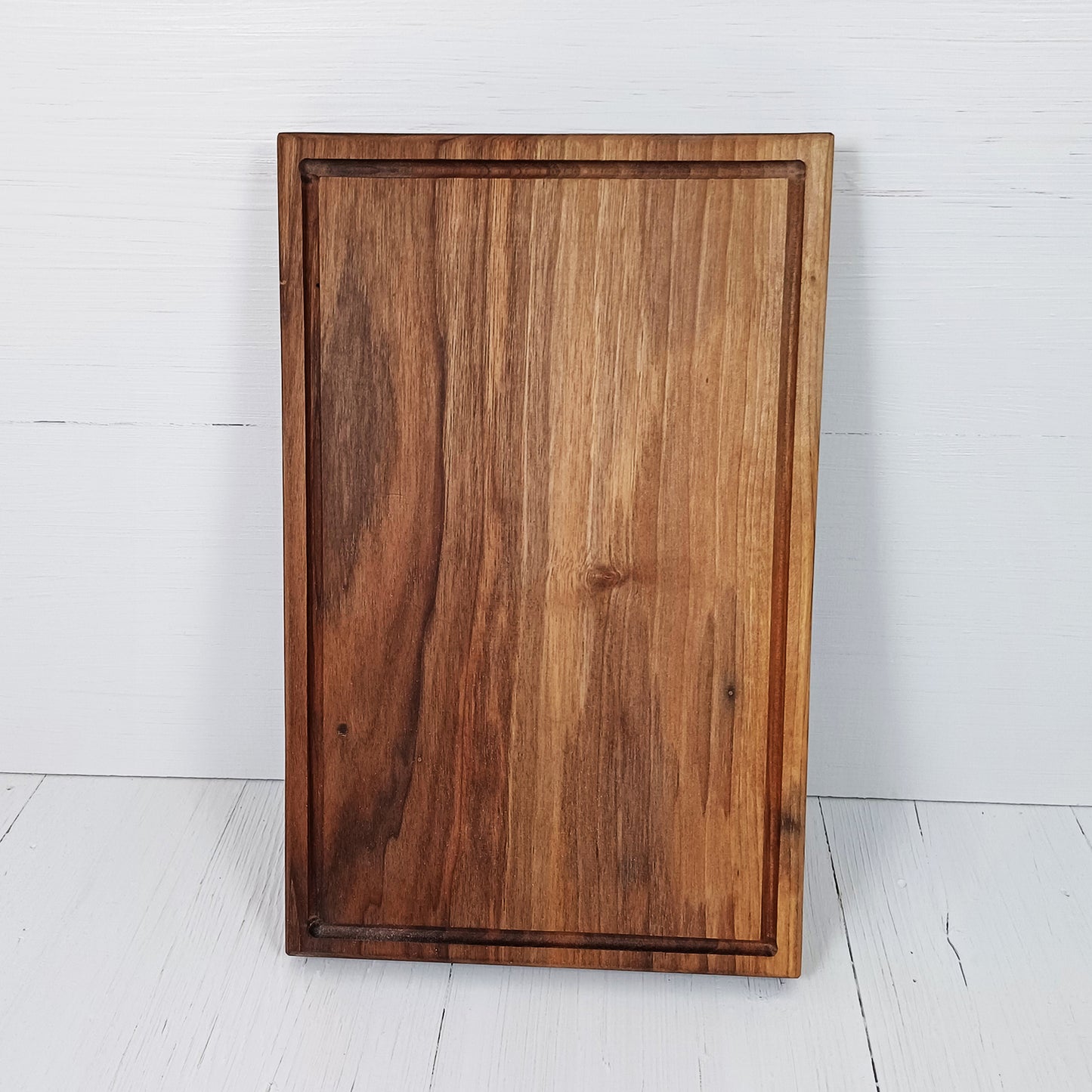 Tagliere Rettangolare Arrotondato con Scanalatura 35x22cm in Noce