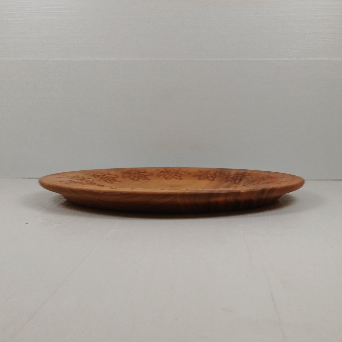 Piatto 32cm in Ciliegio - Doodle Stelle Alpine