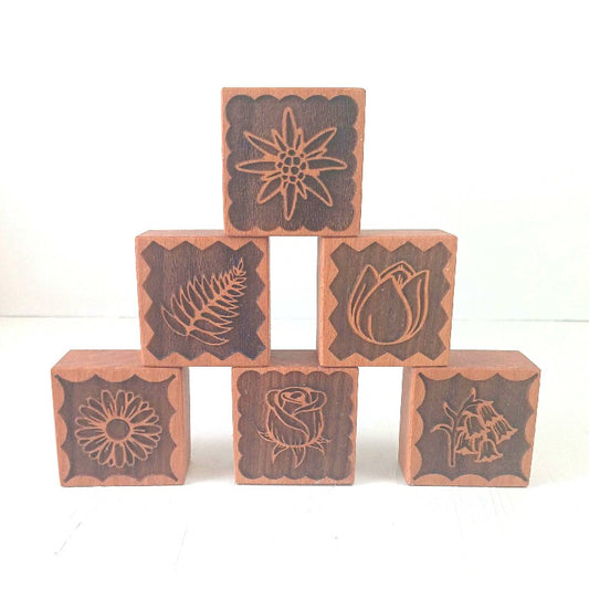 Stampini per Biscotti in Faggio - Set 6 Pezzi - Fiori