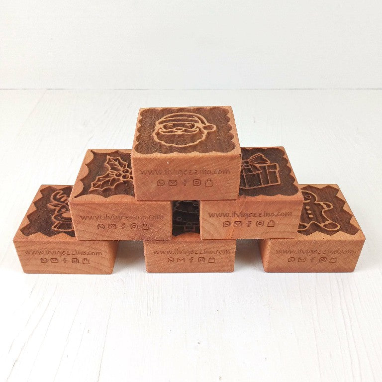 Stampini per Biscotti in Faggio - Set 6 Pezzi - Natale